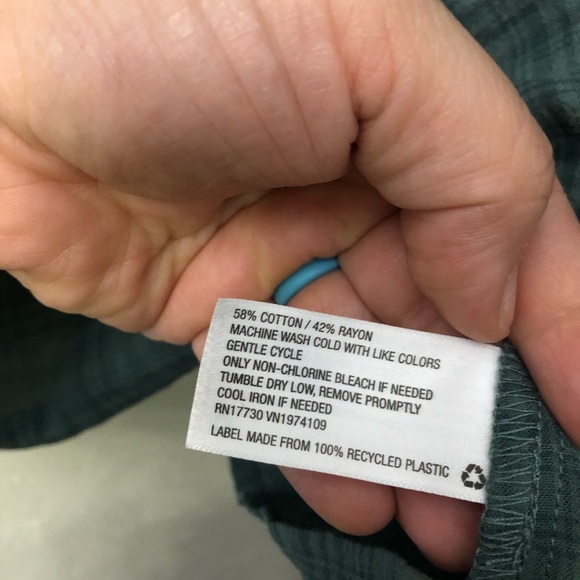 Universal Thread Ruffled Blouse - Picture 7 of 7